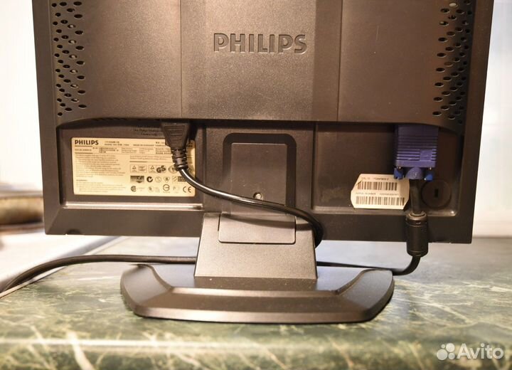 ЖК Монитор Philips 17
