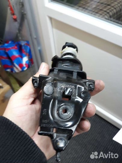 Ку5 крепление зеркала правого Q5 15-нв