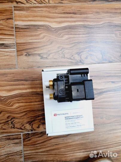 Блок клапанов E-class W212