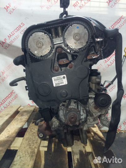 Двигатель Volvo V70 универсал B5254T10 2010