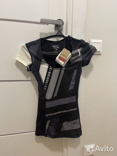 Компрессионная футболка reebok