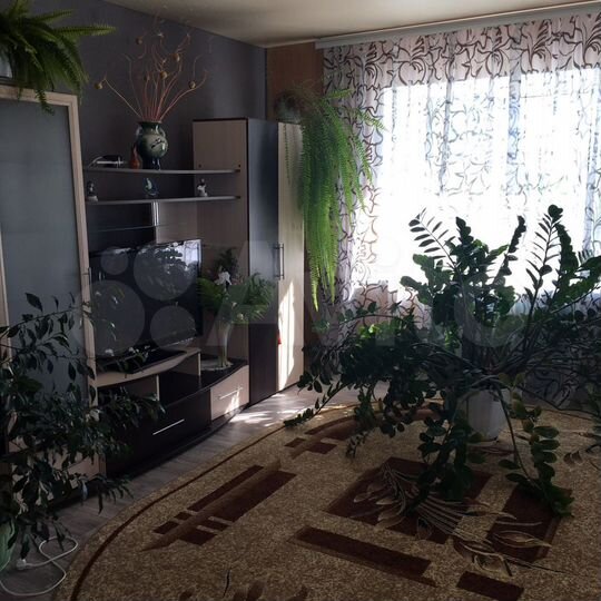 4-к. квартира, 128 м², 2/2 эт.