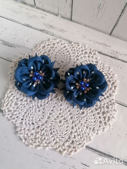 Белые бантики