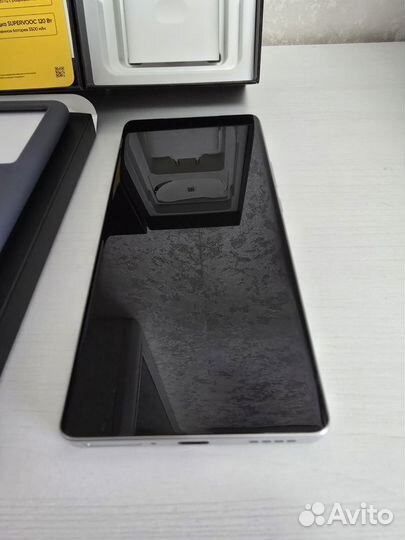 realme GT 6T, 8/256 ГБ