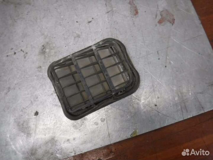 Решетка вентиляционная задняя Skoda Octavia A4 BFQ