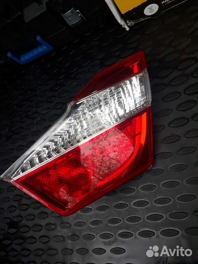 Задний фонарь Камри v50