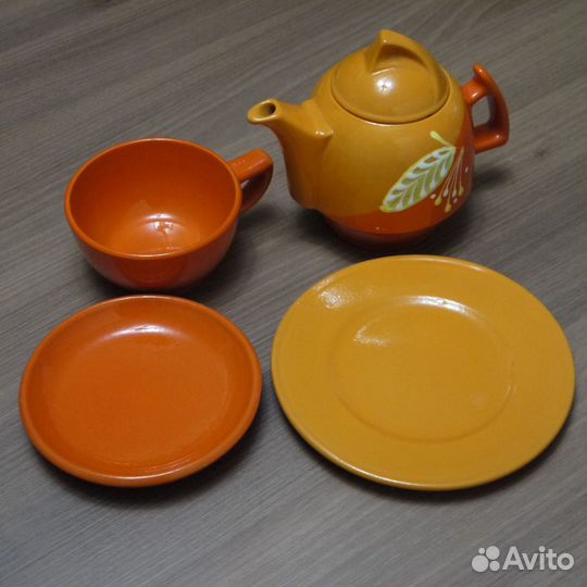 Керамический чайник (комплект из 4х предметов)