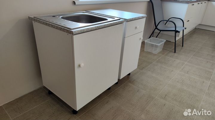 Модульные шкафы от кухни 