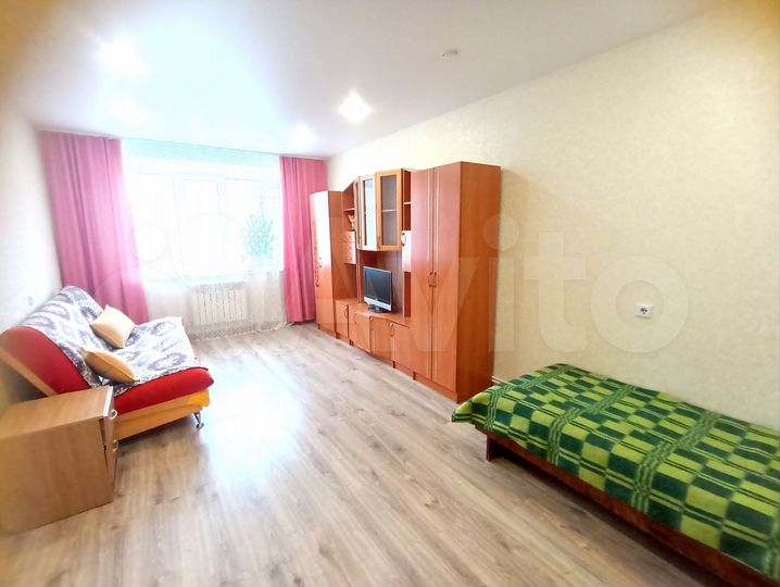 2-к. квартира, 60 м², 6/10 эт.