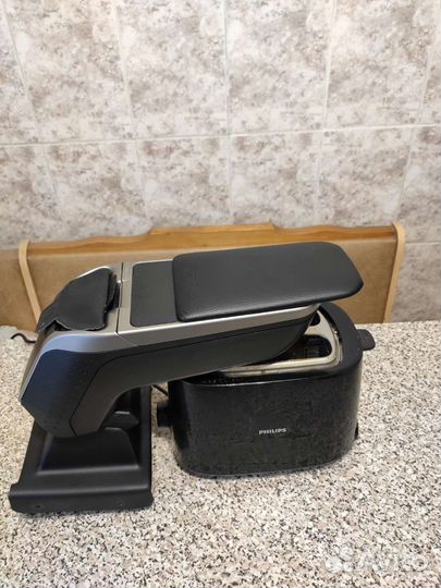 Подлокотник Armster V00420 для Skoda Octavia a7