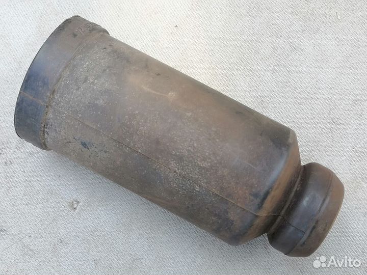 Пыльник амортизатора Mitsubishi Lancer 9