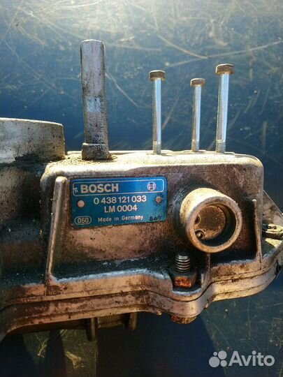 Расходомер воздуха на Мерседес W124 2.6i(OM 103)