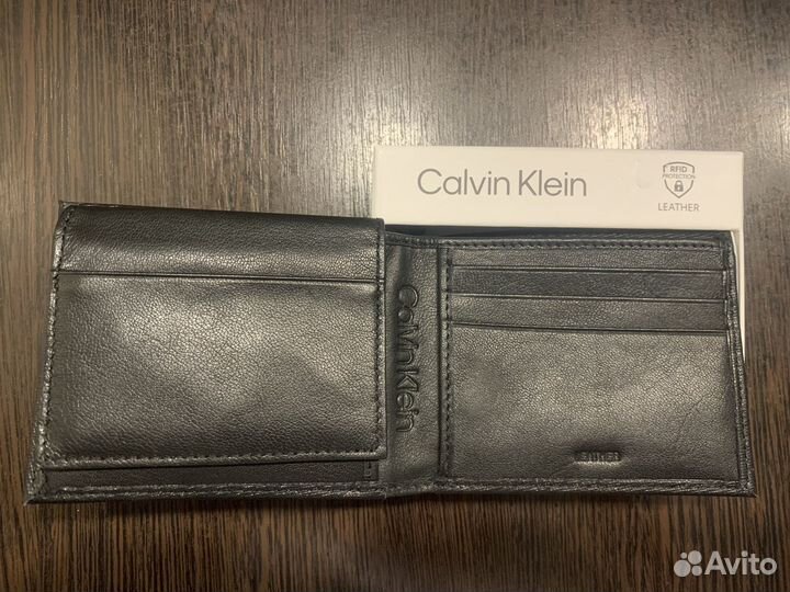 Кошелек Calvin Klein