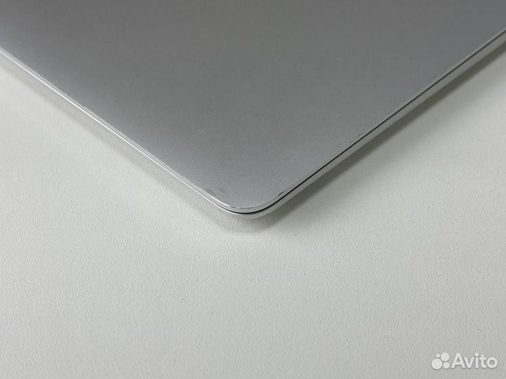 MacBook Air 13 2020 i5/8GB/512SSD (гарантия)