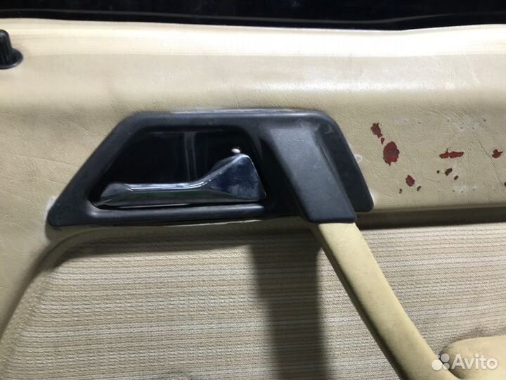 Дверь задняя правая Mercedes-Benz E-Class W124