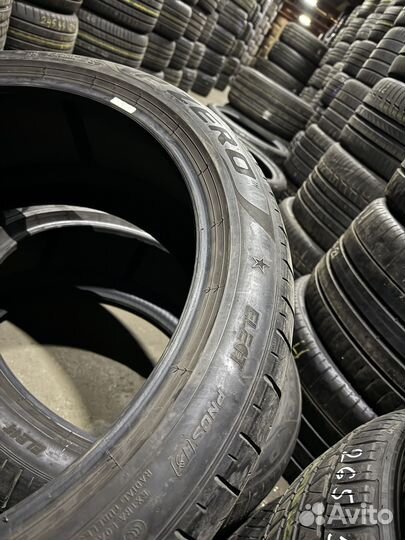 Pirelli P Zero PZ4 275/40 R22 107Y