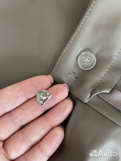 Кожаные шорты 54-56 и блузка 54р