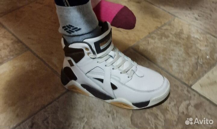 Кроссовки зимние женские