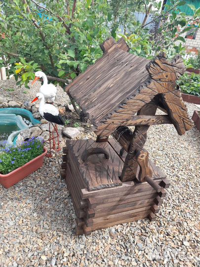 Колодец декоративный