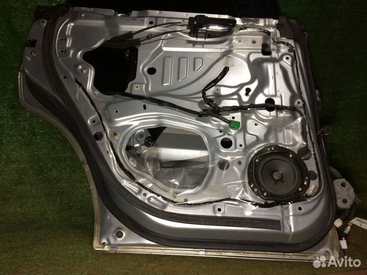 Дверь задняя левая Subaru Forester Forester SG SG5