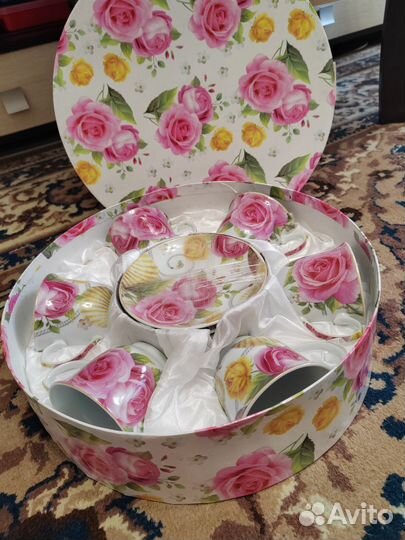 Чайный сервиз новый на 6 персон