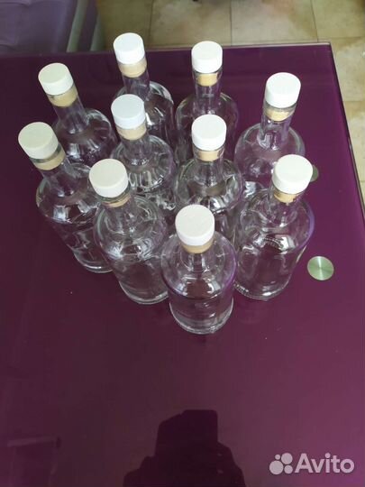 Бутылка стеклянная и банки 3 литровые