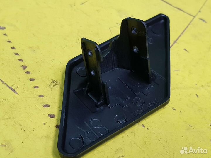 Крышка форсунки омывателя Nissan Teana J32