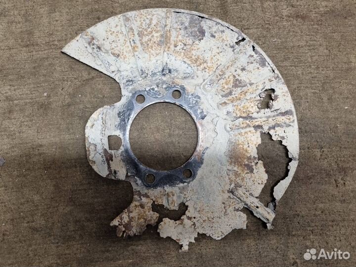 Пыльник тормозного диска R infiniti FX,QX70 S51