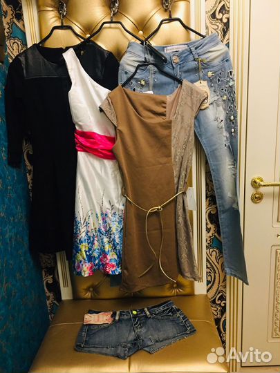 Пакет одежды новой 42(S) 5 штук