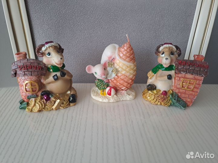 Сувенирные статуэтки фигурки