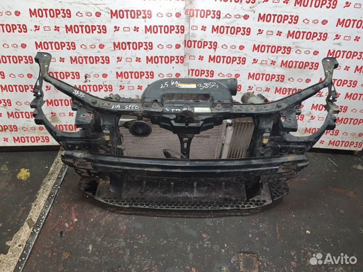 Телевизор Kia Ceed 1.6 I 2008