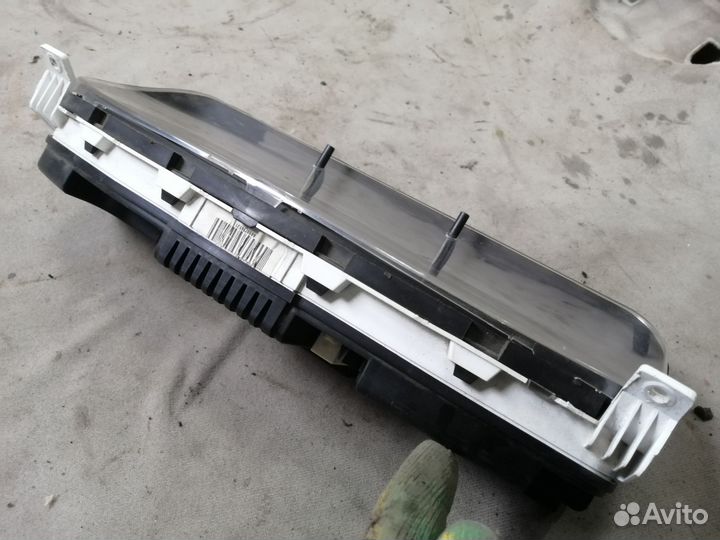 Панель приборов для Nissan Primera P11E 1996-2002