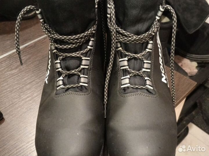 Лыжные ботинки классические