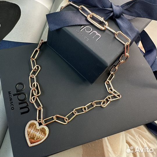 Колье APM Monaco сердце в подарочной упаковке