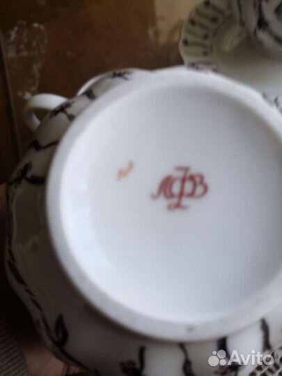 От чайного сервиза*Роза в медальоне*лфз