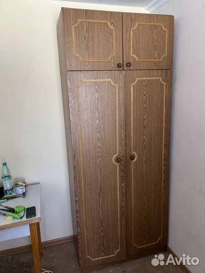 Шкаф распашной