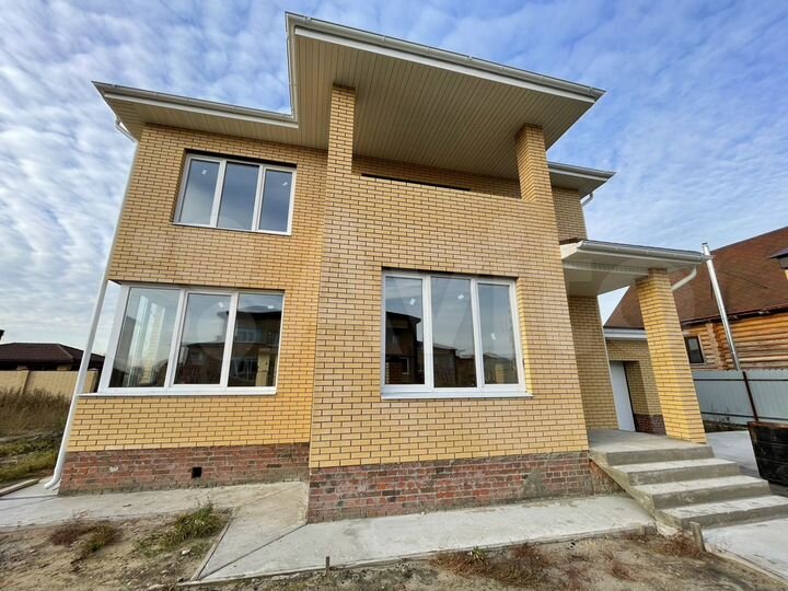 Дом 187 м² на участке 10 сот.