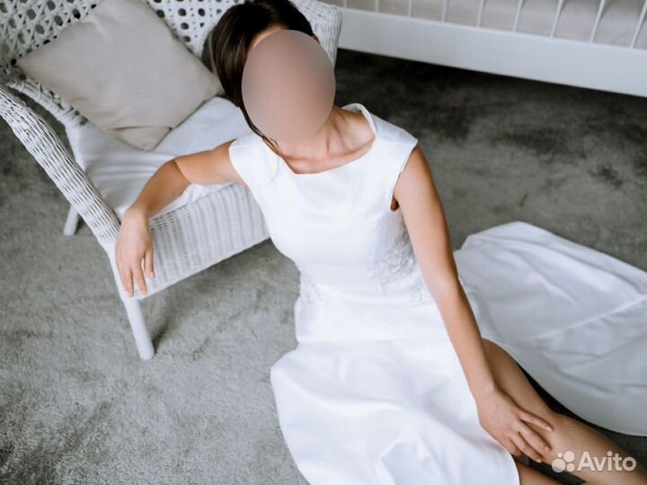 Свадебное платье 42
