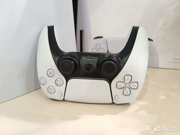 Sony PS5 + 30 игр (Ростест)