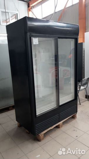 Холодильный шкаф