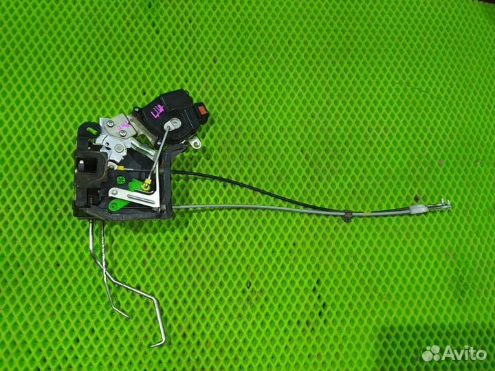 Замок двери передний правый KIA RIO