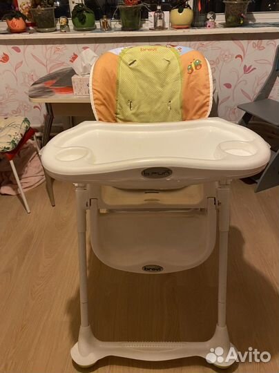 Стульчик для кормления brevi