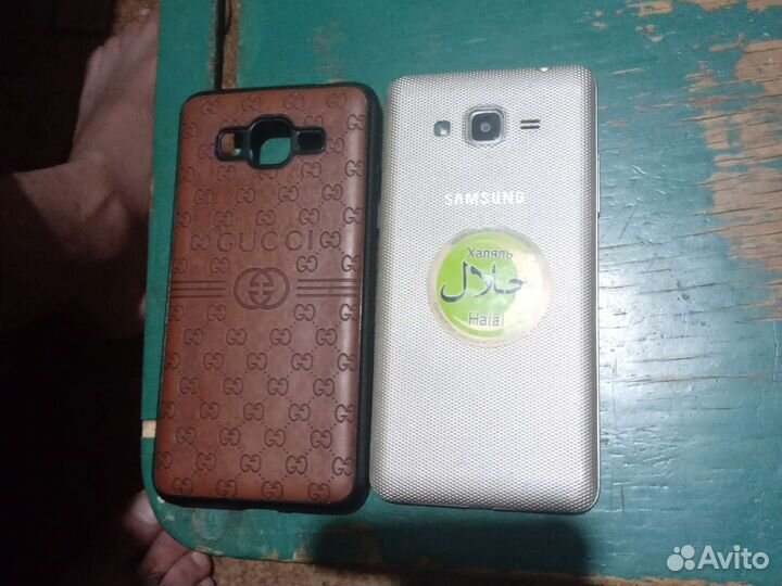 Телефон Samsung j2 prime