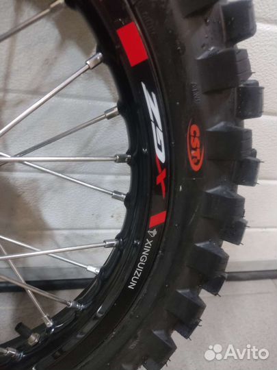 Новое колесо мотоцикла эндуро R18