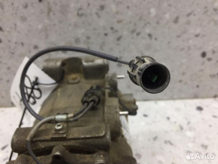 Компрессор системы кондиционирования Mitsubishi La