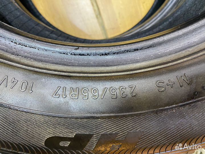 Goodyear Wrangler HP 235/65 R17