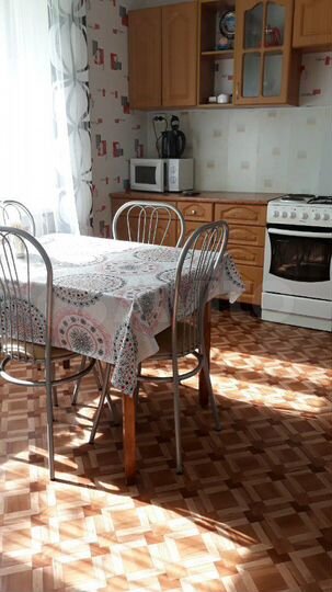 3-к. квартира, 65 м², 1/1 эт.