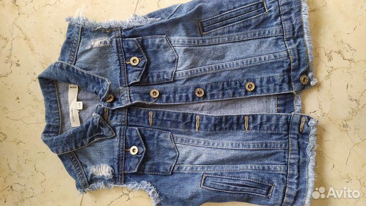 Джинсовая жилетка