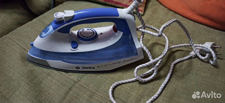 Утюг Delta