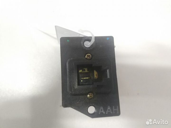 Hyundai Elantra lll резистор отопителя